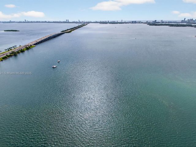 Apartment for sale  Unit #4503 - photo 6236847