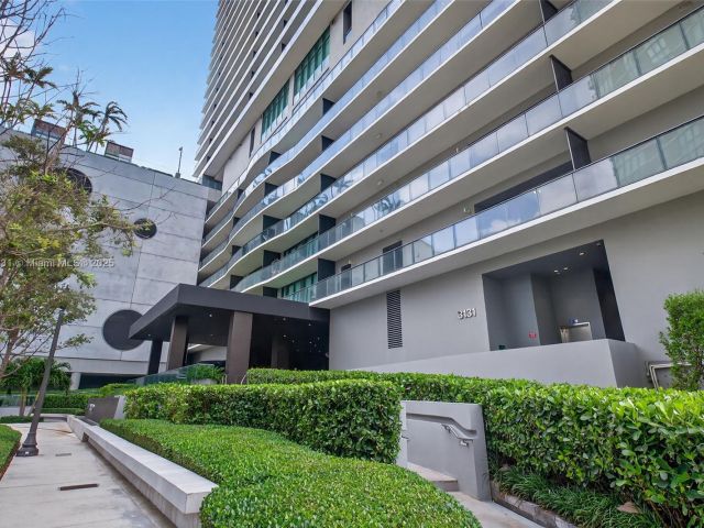 Apartment for sale  Unit #4503 - photo 6236866