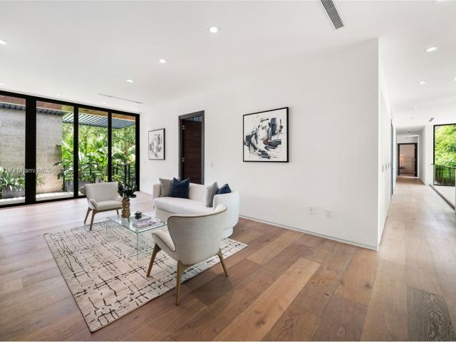 Home for sale at 7610 SW 48th Ct - photo 6265164