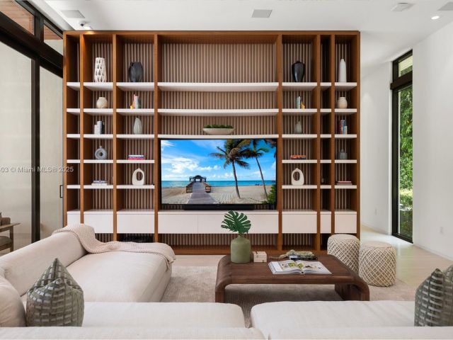 Home for sale at 7610 SW 48th Ct - photo 6265170