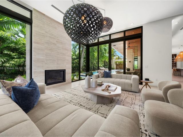 Home for sale at 7610 SW 48th Ct - photo 6265174