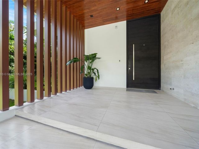 Home for sale at 7610 SW 48th Ct - photo 6265177