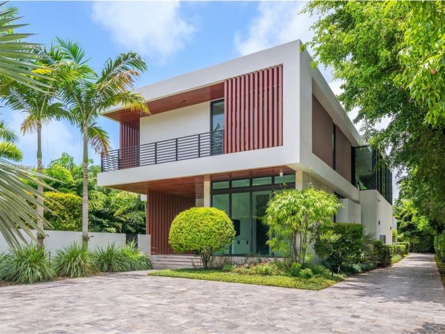 Home for sale at 7610 SW 48th Ct - photo 6265178