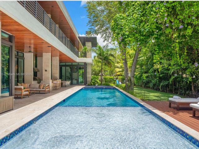 Home for sale at 7610 SW 48th Ct - photo 6265179