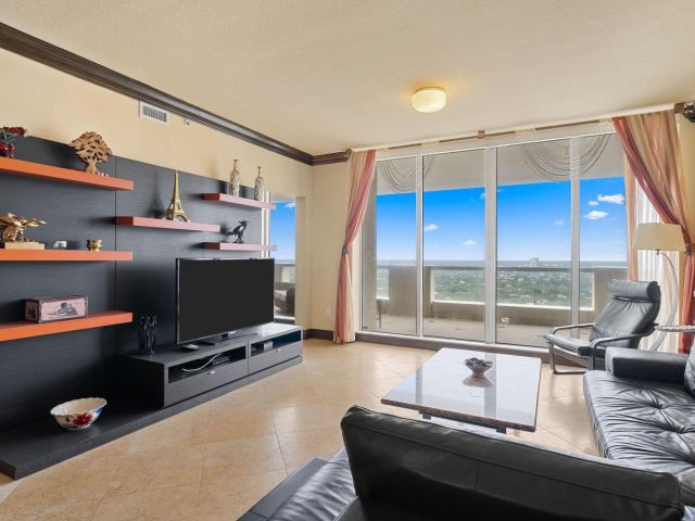 Apartment for sale  Unit #2905 - photo 6237374