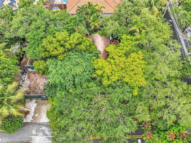 Home for sale at 3041 Oak Ave - photo 6236796