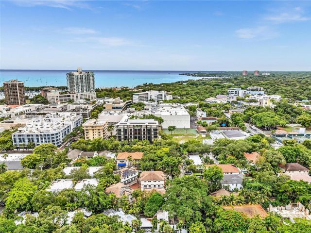 Home for sale at 3041 Oak Ave - photo 6236804