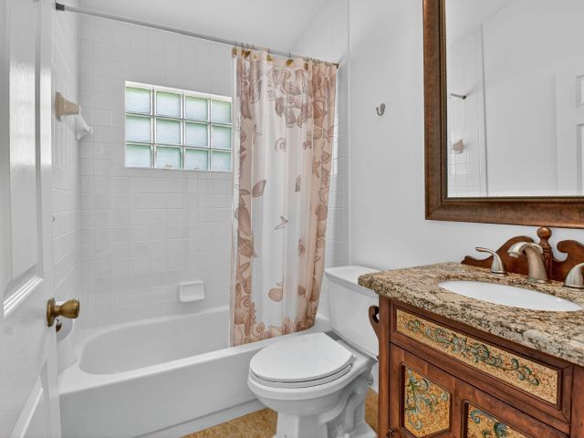 Home for sale at 7777 Stirling Bridge Boulevard S - photo 6252785