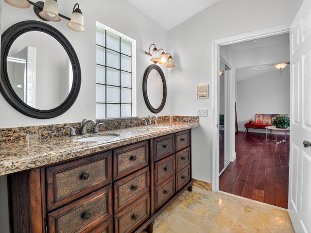 Home for sale at 7777 Stirling Bridge Boulevard S - photo 6252786