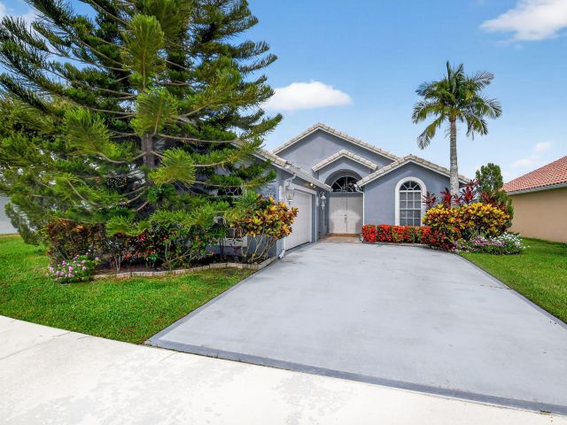 Home for sale at 7777 Stirling Bridge Boulevard S - photo 6252802