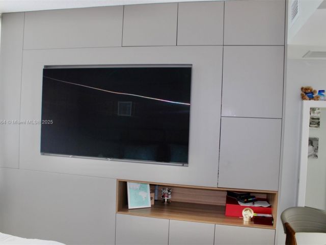 Apartment for rent  Unit #3922 - photo 6238922