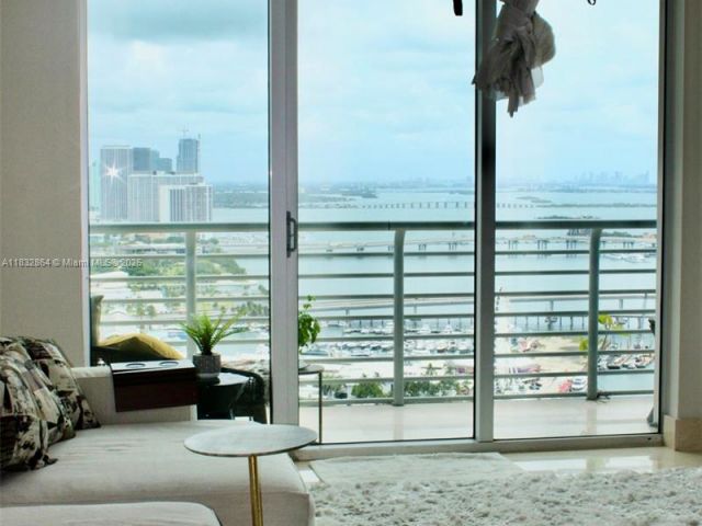 Apartment for rent  Unit #3922 - photo 6238926