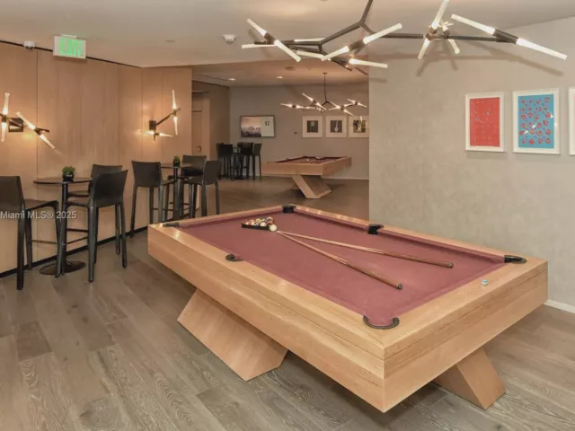 2-bedroom condo for sale in Miami - 480 NE 31st St 3205 - MondialRealty