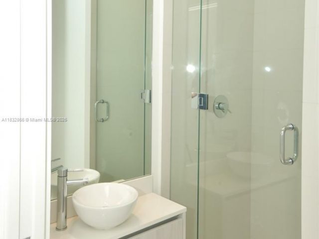 Apartment for sale  Unit #3205 - photo 6239522