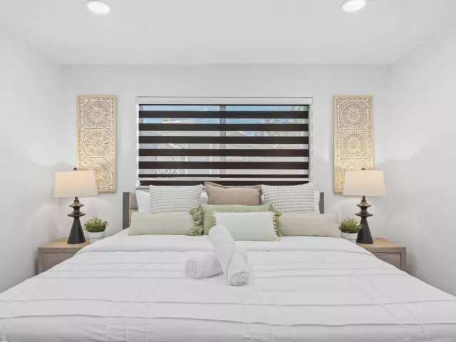 5-bedroom home for sale in Pompano Beach - 581 SE 5th Avenue - MondialRealty
