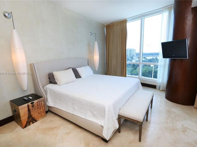 Apartment for rent  Unit #601 - photo 6241377