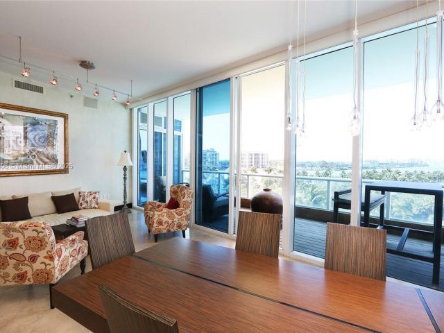 Apartment for rent  Unit #601 - photo 6241381