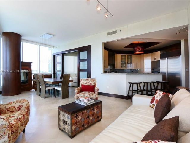 Apartment for rent  Unit #601 - photo 6241383