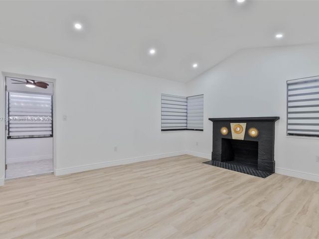 Home for rent at 583 NW 47th Ter - photo 6238836