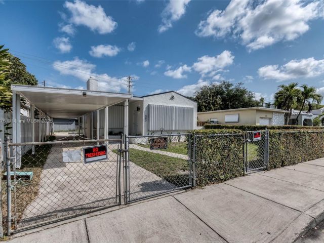 Home for rent at 583 NW 47th Ter - photo 6238843