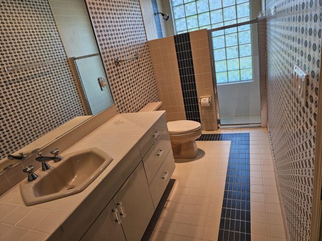 Home for rent at 627 Pine Lake Drive - photo 6268890