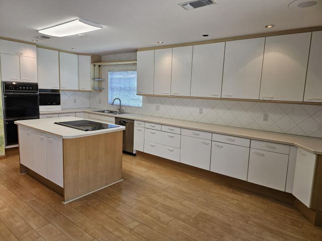 Home for rent at 627 Pine Lake Drive - photo 6268896