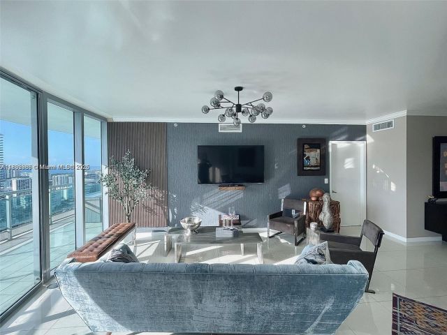 Apartment for sale  Unit #3602 - photo 6239031