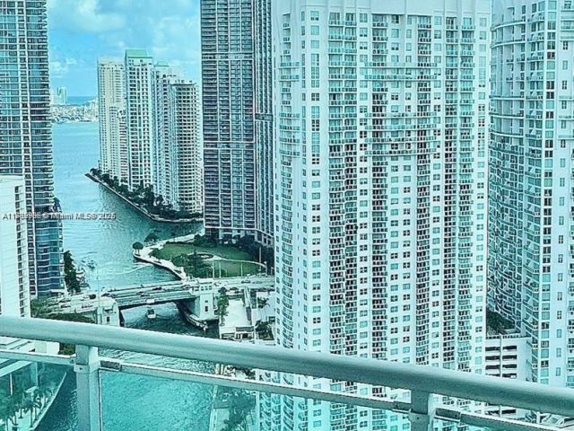 Apartment for sale  Unit #3602 - photo 6239036