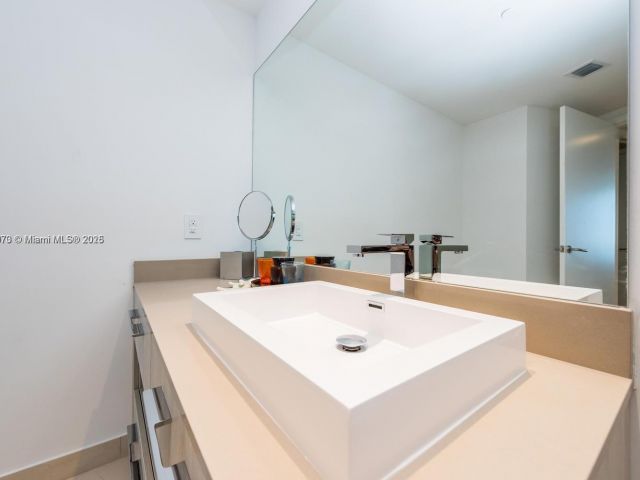 Apartment for sale  Unit #3109 - photo 6238452