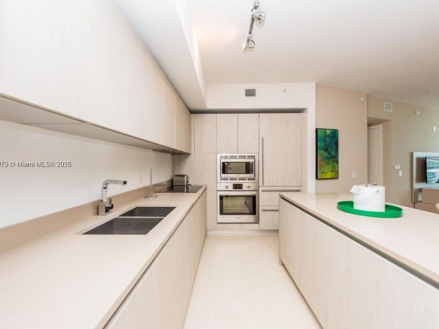 Apartment for sale  Unit #3109 - photo 6238456