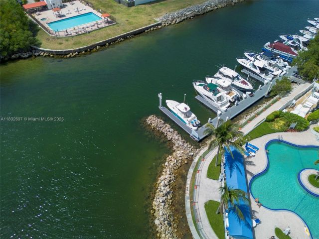 Apartment for sale  Unit #2207 - photo 6240861