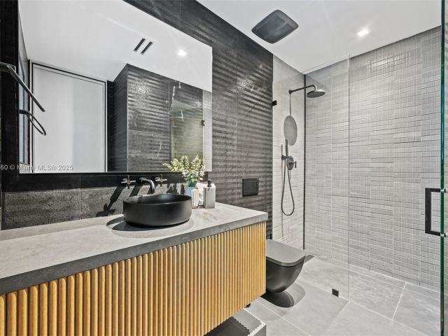 Home for sale at 4800 Bay Point Rd - photo 6238030