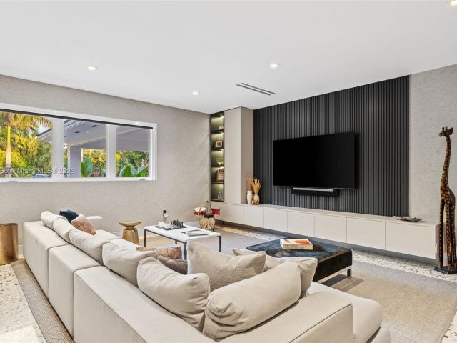 Home for sale at 4800 Bay Point Rd - photo 6238034