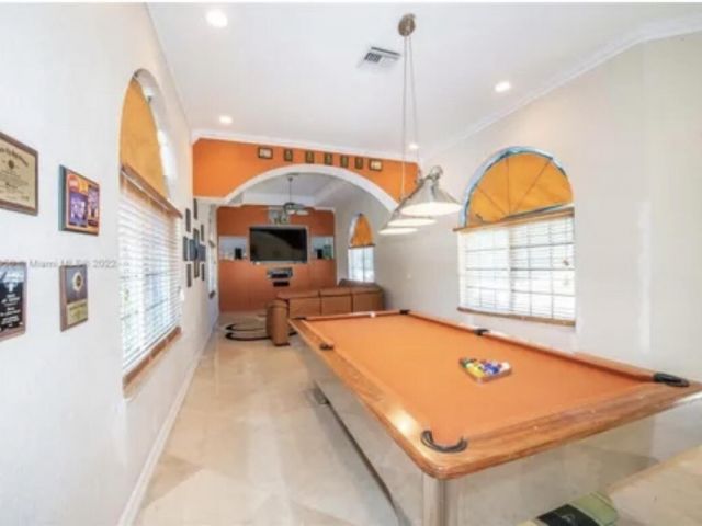 Home for sale at 423 NE 3rd Street - photo 6240110