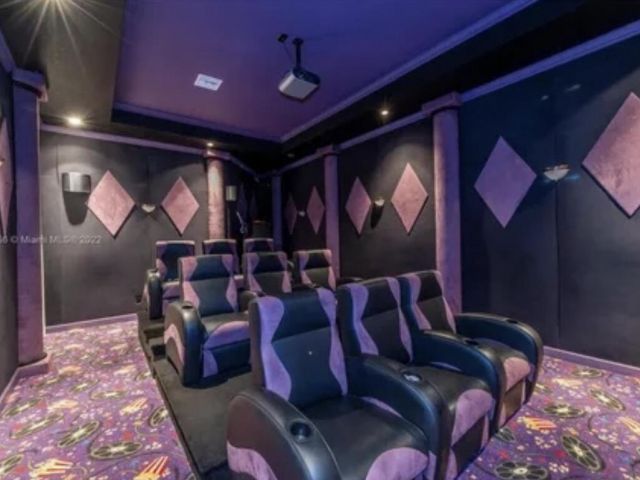 Home for sale at 423 NE 3rd Street - photo 6240111