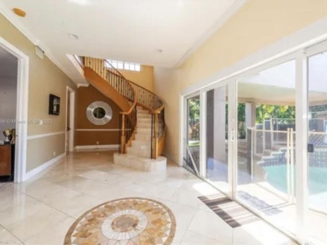 Home for sale at 423 NE 3rd Street - photo 6240115