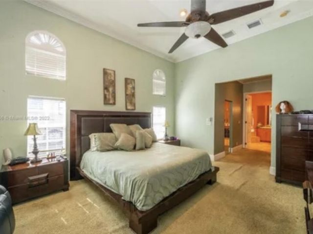 Home for sale at 423 NE 3rd Street - photo 6240118