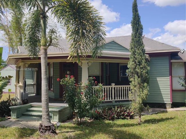 Home for rent at 16475 SW 248th St 16475 - photo 6239540