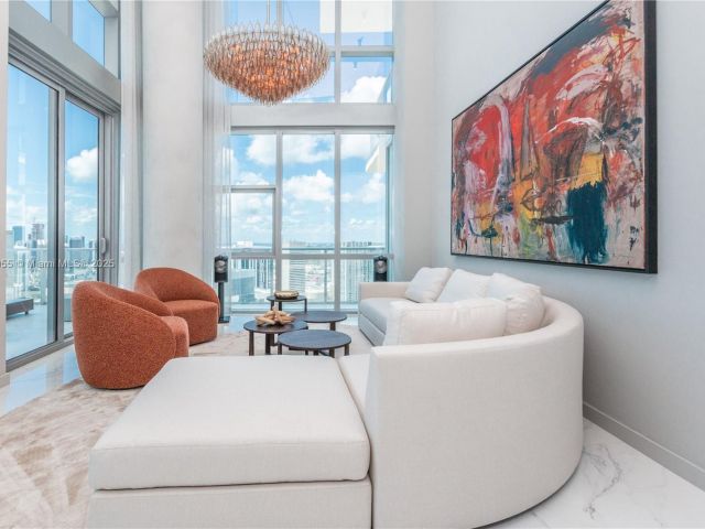 Apartment for rent  Unit #4611 - photo 6242017