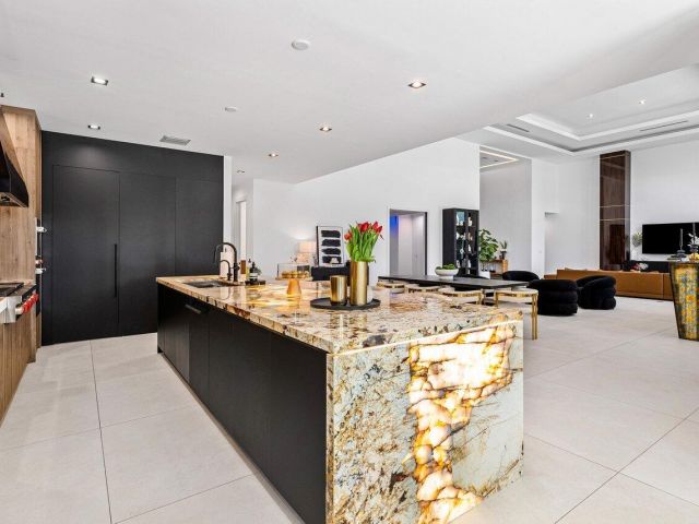 Home for sale at 4825 Bocaire Boulevard - photo 6748783