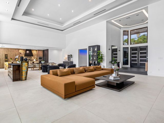 Home for sale at 4825 Bocaire Boulevard - photo 6748788