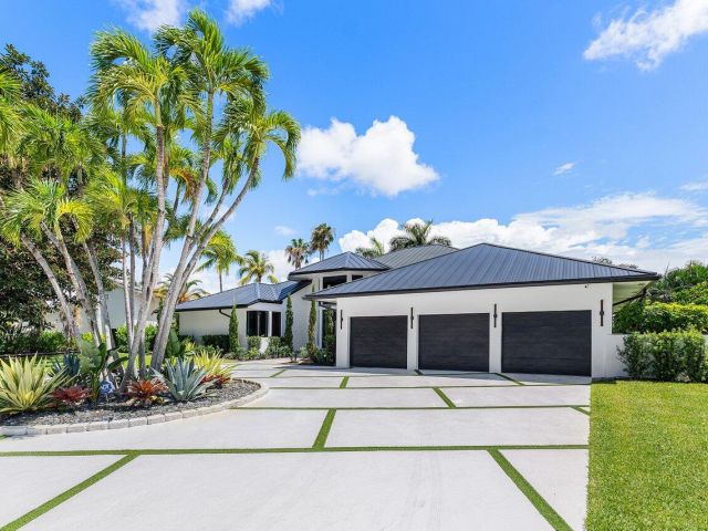 Home for sale at 4825 Bocaire Boulevard - photo 6748795