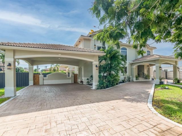 Home for sale at 4665 SW 159th Ct - photo 6238321