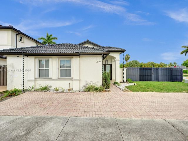 Home for sale at 898 NW 131st Ave - photo 6242620