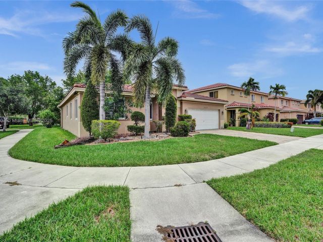 Home for sale at 20629 NW 12th Ct - photo 6254280