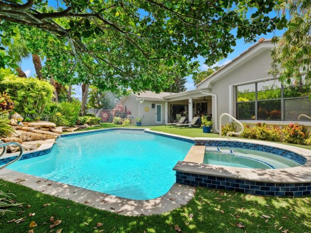 Home for sale at 2100 NE 211th Ter - photo 6245038