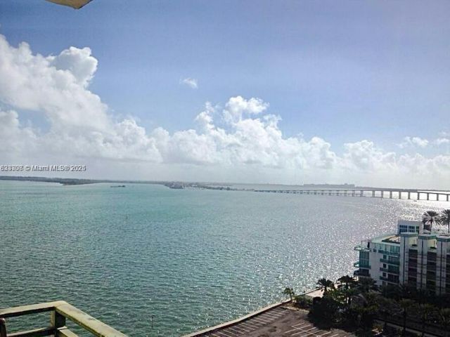 Apartment for sale  Unit #1401 - photo 6241629