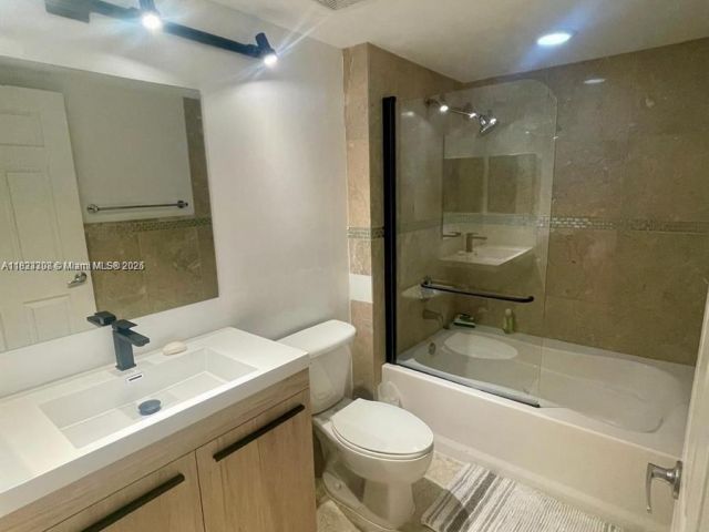 Apartment for sale  Unit #1401 - photo 6241633