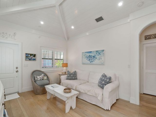 Home for rent at 2225 S Ocean Boulevard 2 - photo 6252946