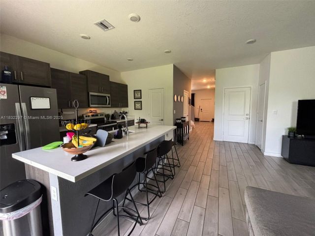 Home for sale at 830 SE 19th St - photo 6240510